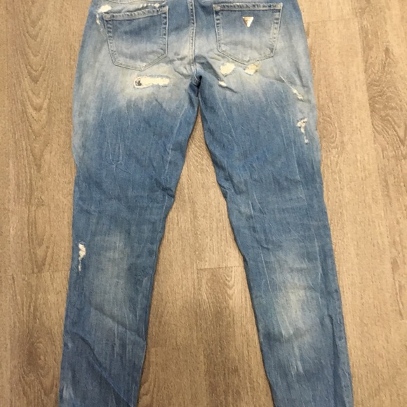 Guess Jeans - Picture 4 of 7